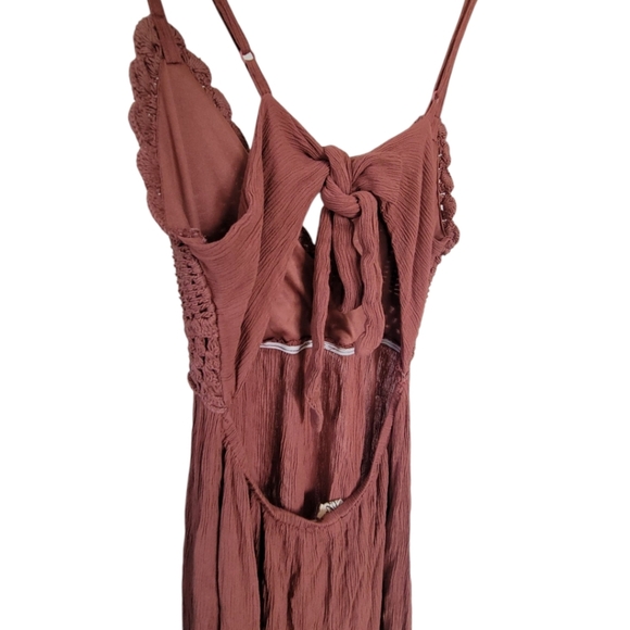 Hint of Blush Sz S Mauve Boho Maxi Dress Tiered Crochet Lace Open Back Festival - Picture 8 of 13